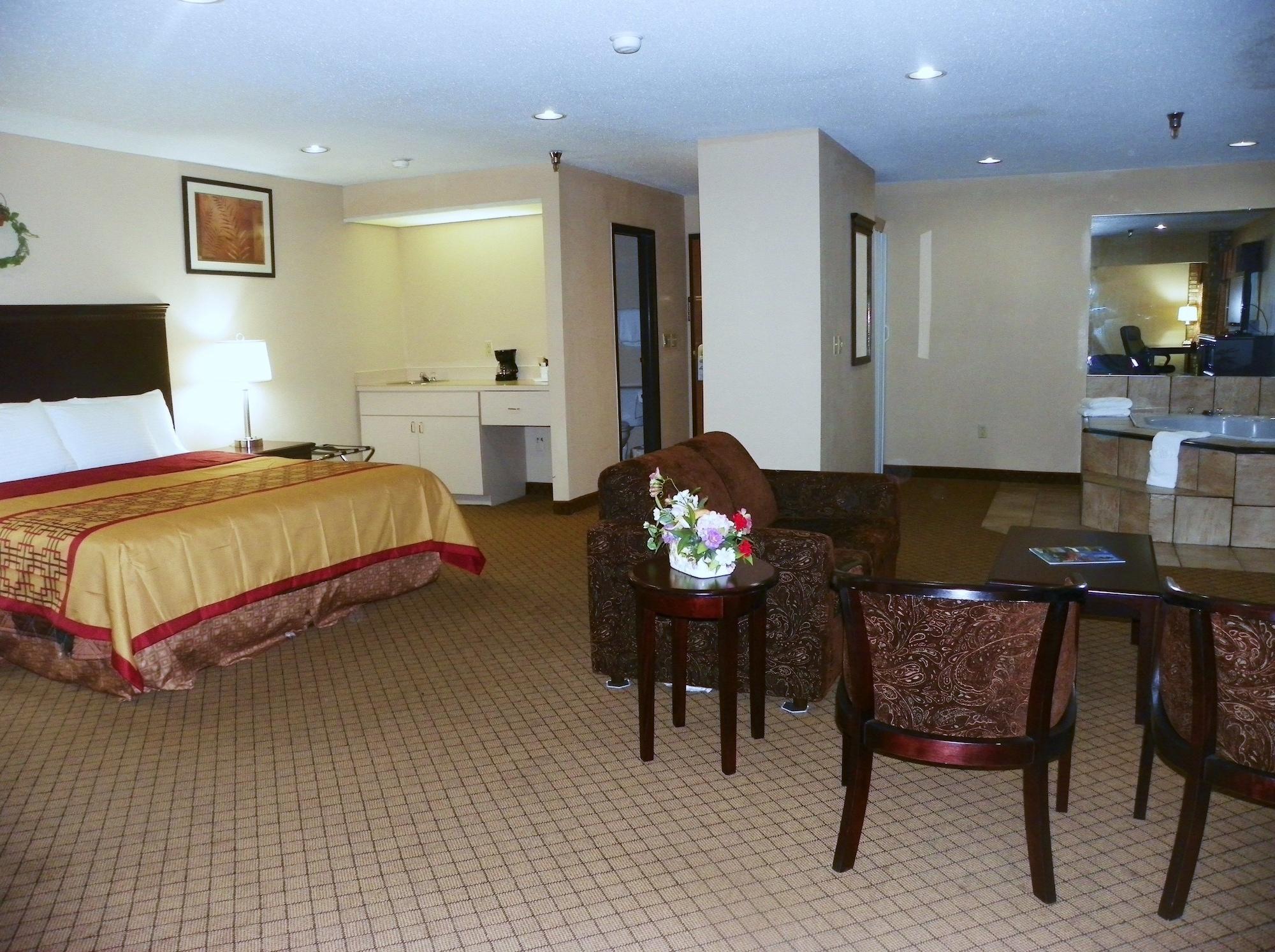 Royalton Inn & Suites Upper Sandusky Екстер'єр фото