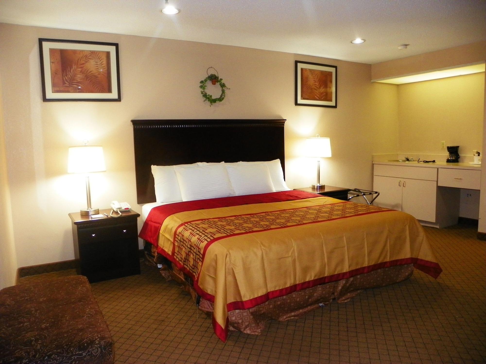 Royalton Inn & Suites Upper Sandusky Екстер'єр фото